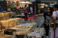 Lei Yun Mun is a great place for seafood